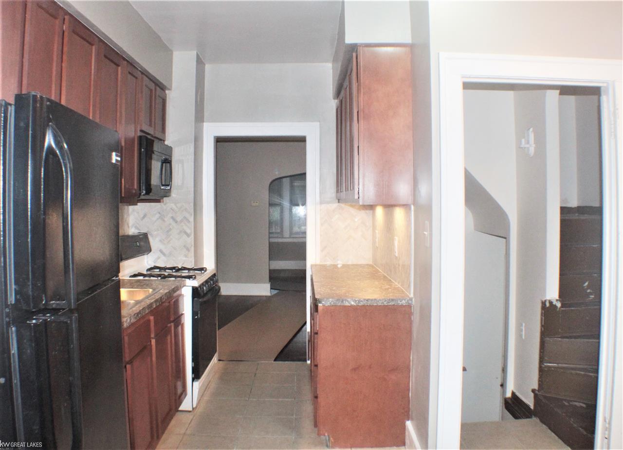 1445 Nottingham Road Grosse Pointe Park, MI 48230 - Photo 24 of 60