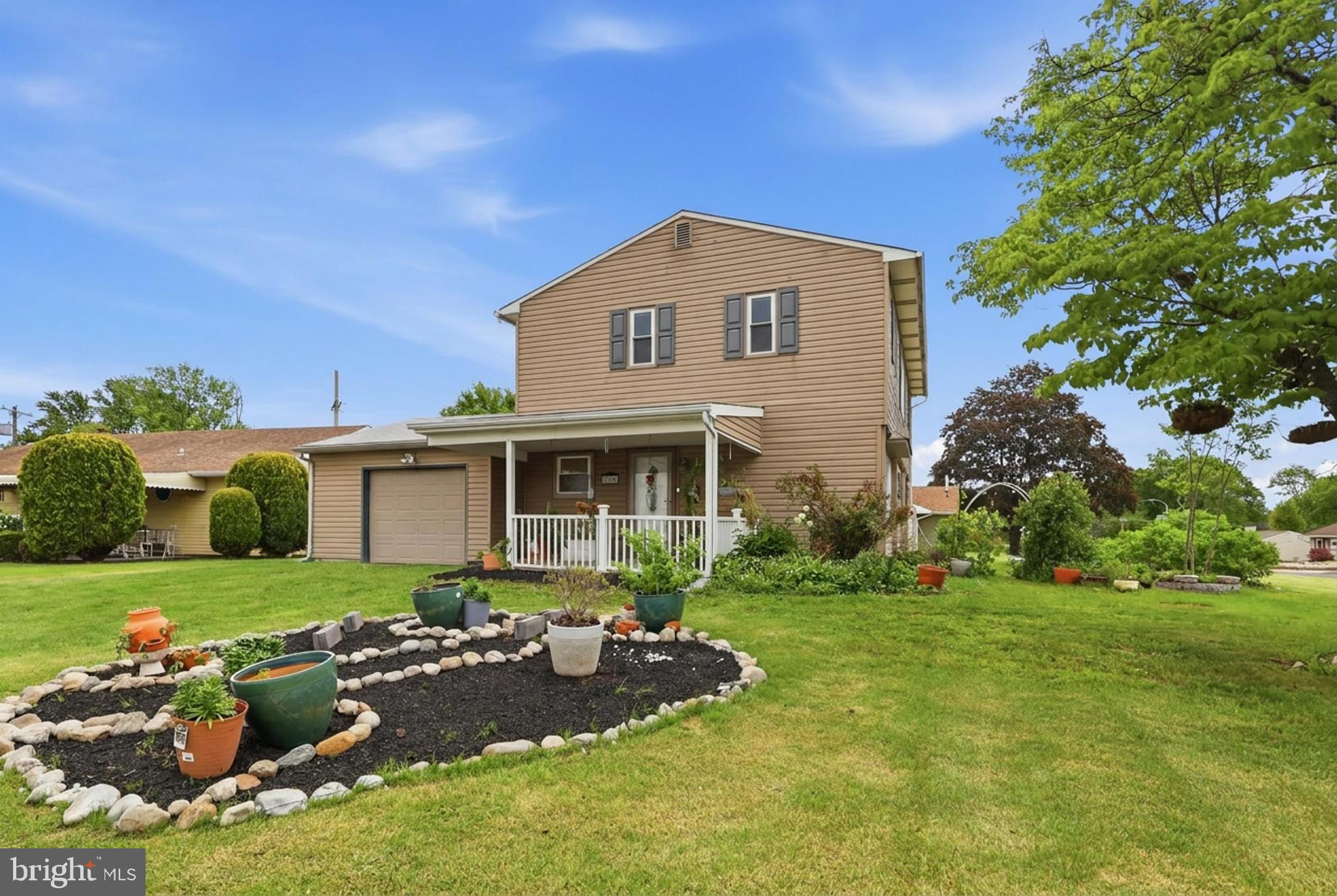 342 Chelsea Road Fairless Hills, PA 19030 - Photo 5 of 42