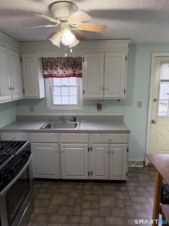 $230,000 | 433 Tolland Street, East Hartford, CT 06108