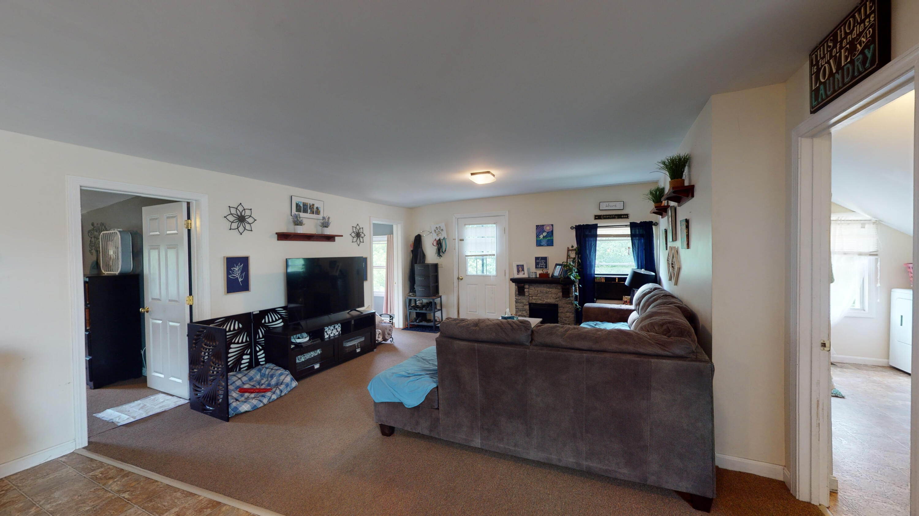 436 Pleasant Street Mechanic Falls, ME 04256 - Photo 23 of 58 436-Pleasant-St-Mechanic-Falls-Maine-Uni