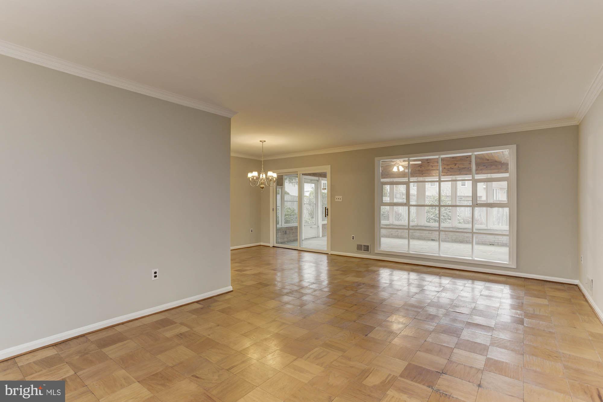 6104 Goodman Road Laurel, MD 20707 - Photo 6 of 42 Large living room