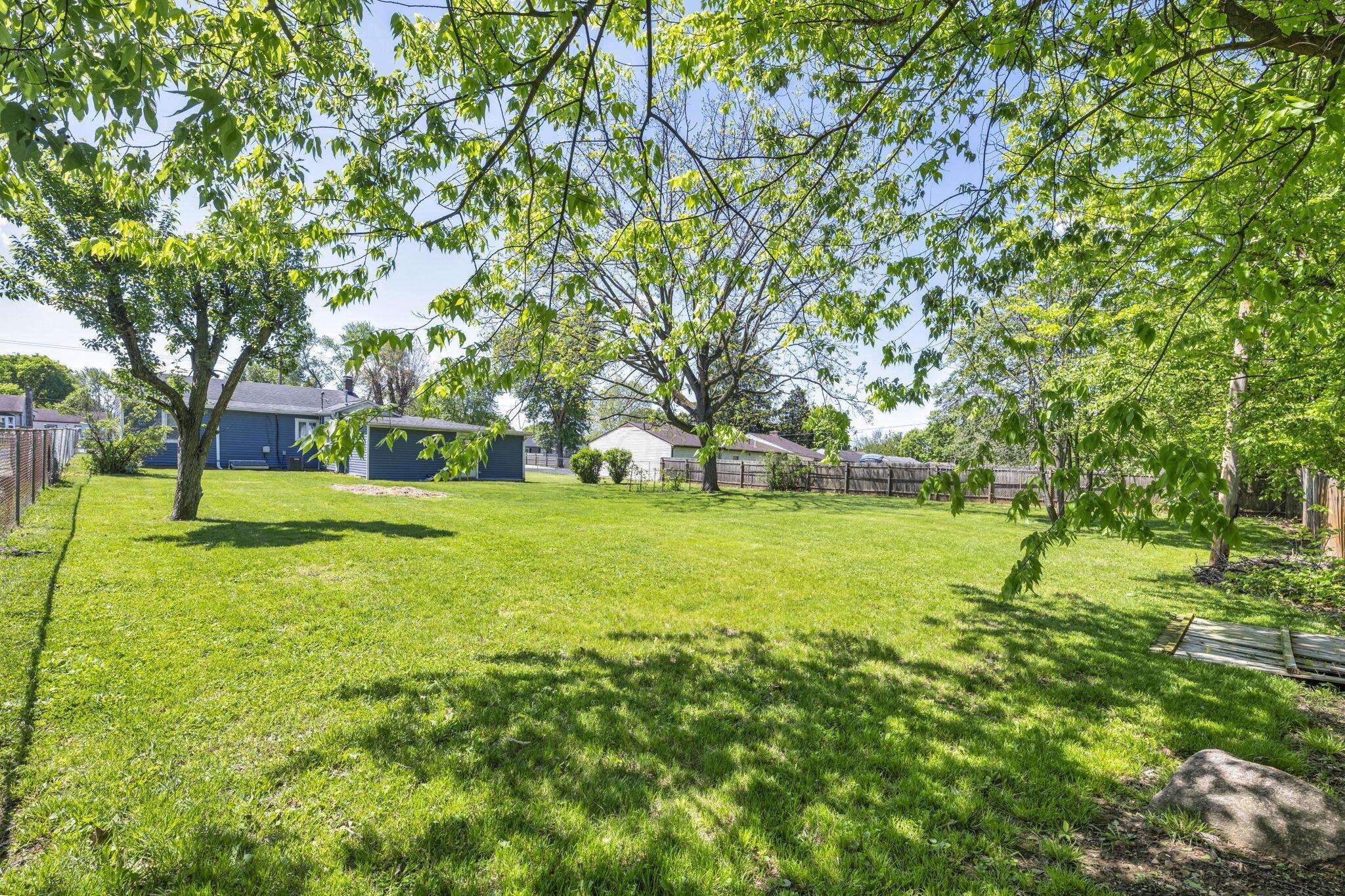 486 Basswood Road Columbus, OH 43207 - Photo 27 of 31 38-web-or-mls-Basswood Rd_36