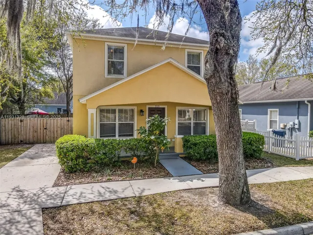 $395,000 | 205 East Kirby Street, Tampa, FL 33604