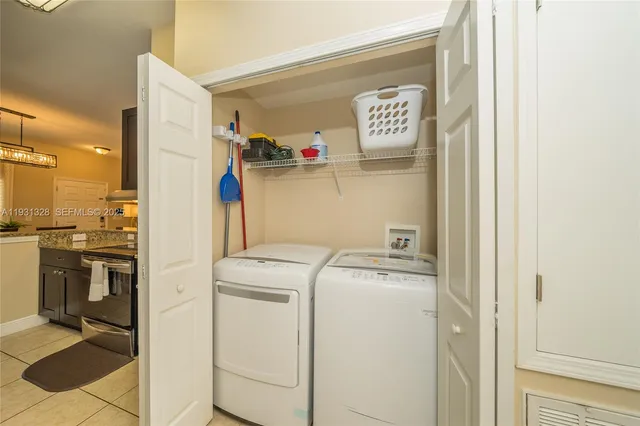 $395,000 | 205 East Kirby Street, Tampa, FL 33604