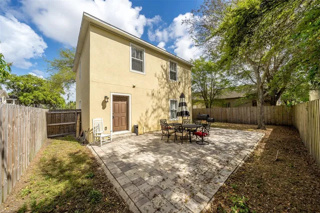 $395,000 | 205 East Kirby Street, Tampa, FL 33604