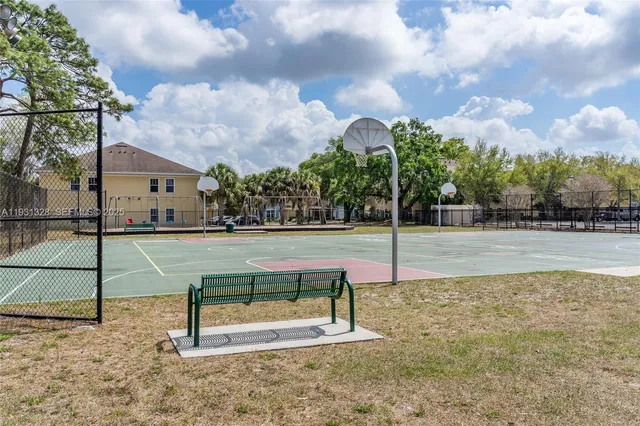 $395,000 | 205 East Kirby Street, Tampa, FL 33604