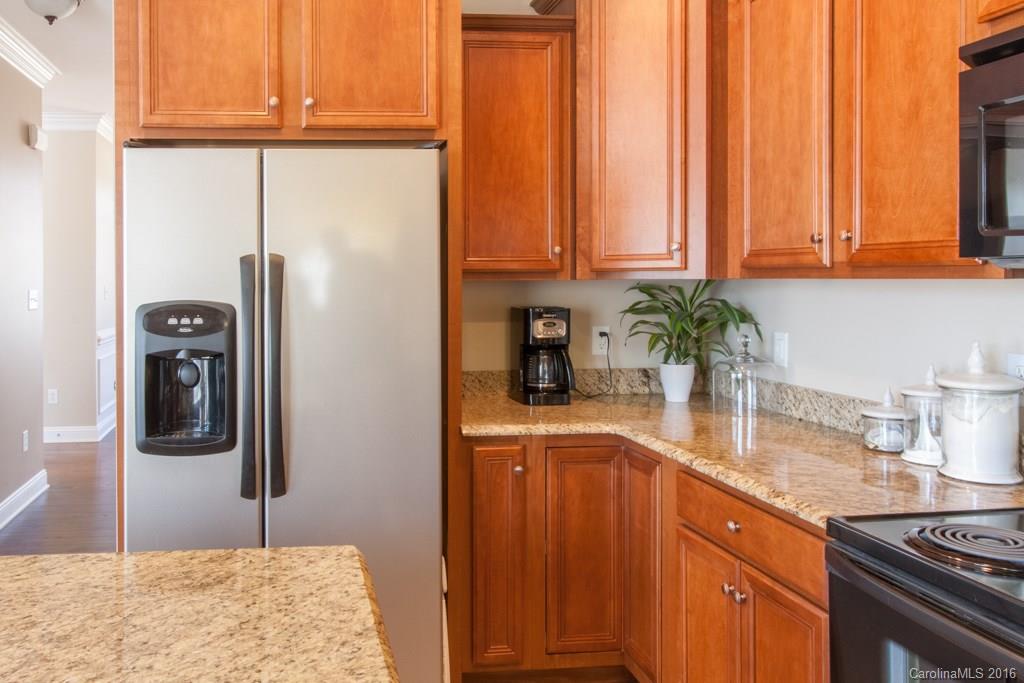 19830 Davidson-Concord Road, Unit 18 Davidson, NC 28036 - Photo 11 of 24 Gallery Image 11
