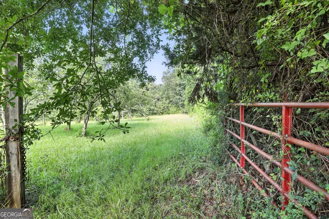 a view of an outdoor space and a yard