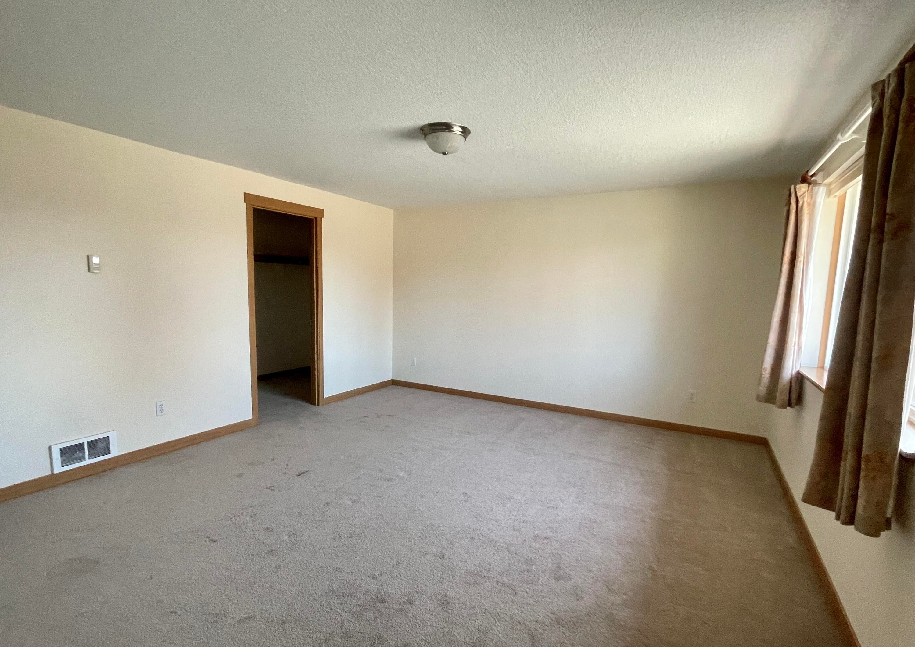 2405 Northeast Colleen Road Prineville, OR 97754 - Photo 15 of 18 387ED3D2-3BA3-4503-9577-63BCC080C601_1_2
