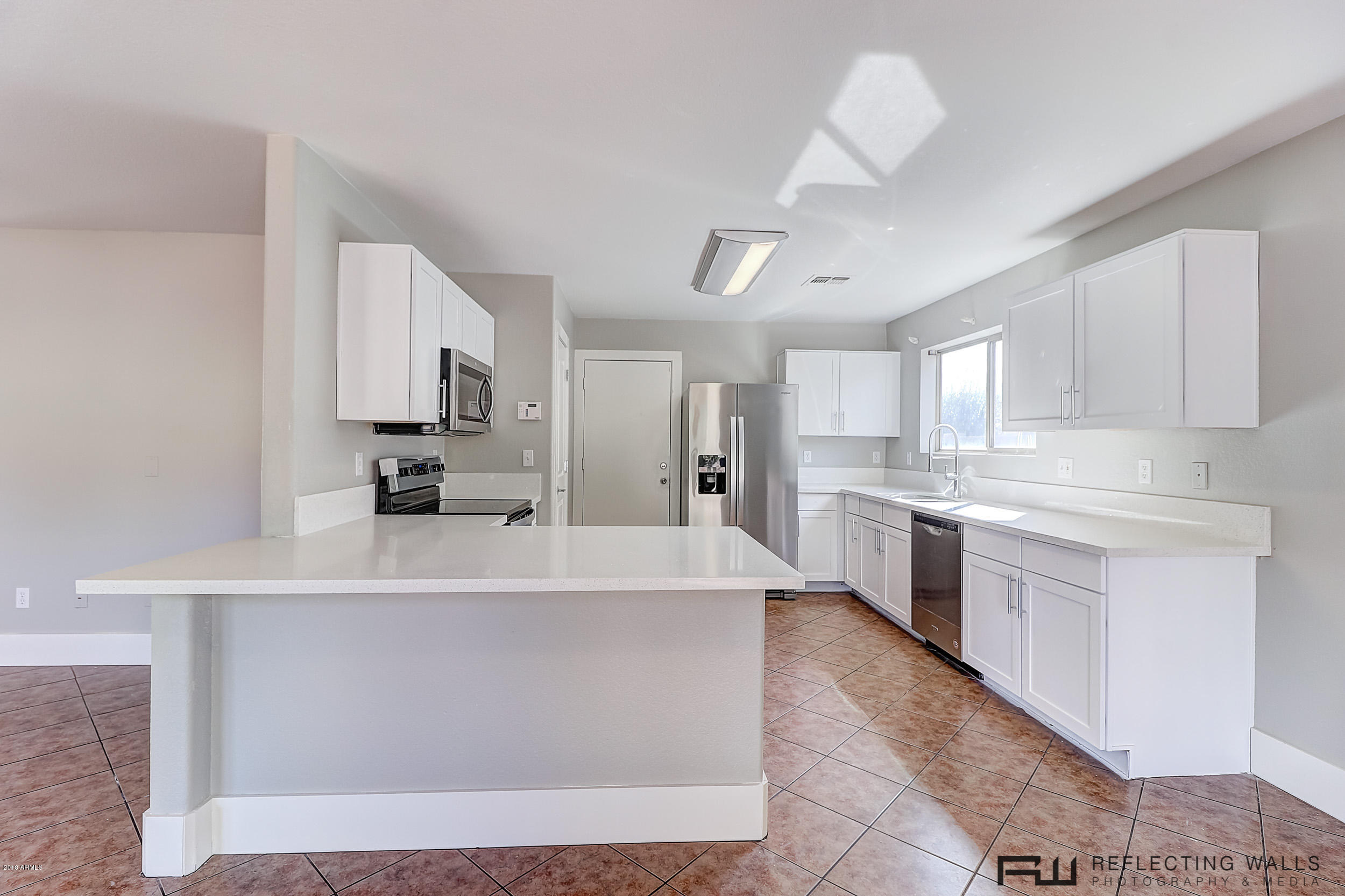 2428 West Bloch Road Phoenix, AZ 85041 - Photo 12 of 30 B (5)