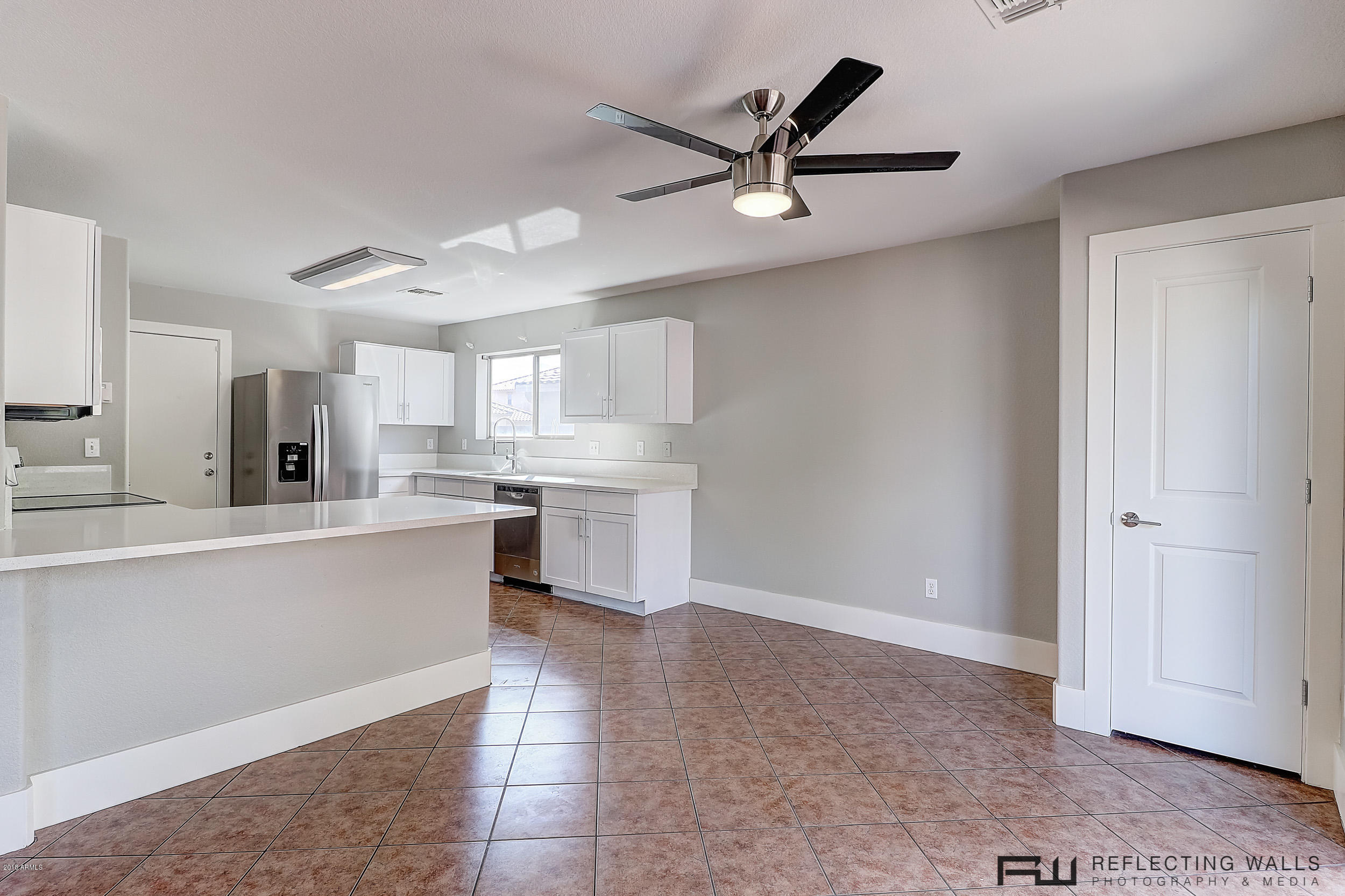 2428 West Bloch Road Phoenix, AZ 85041 - Photo 10 of 30 B (4)
