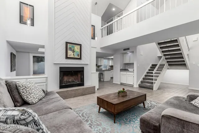 $460,000 | 6509 North 10th Place, Phoenix, AZ 85014