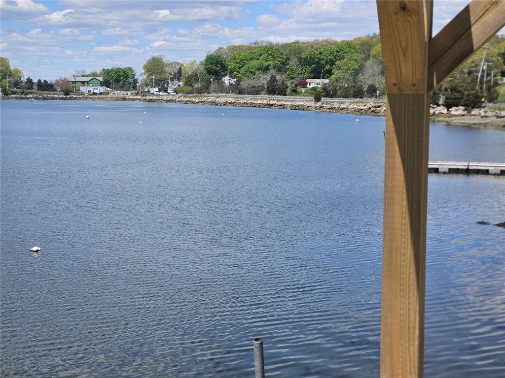 2353 Main Road Tiverton, RI 02878 - Photo 7 of 19