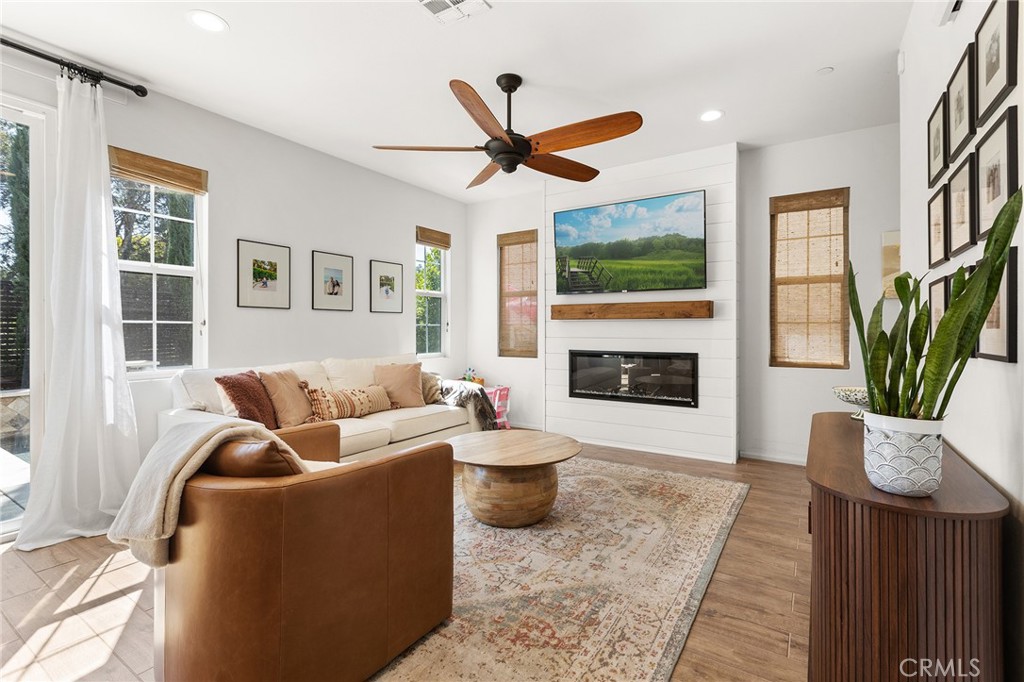 42704 Azure Street Temecula, CA 92592 - Photo 13 of 53