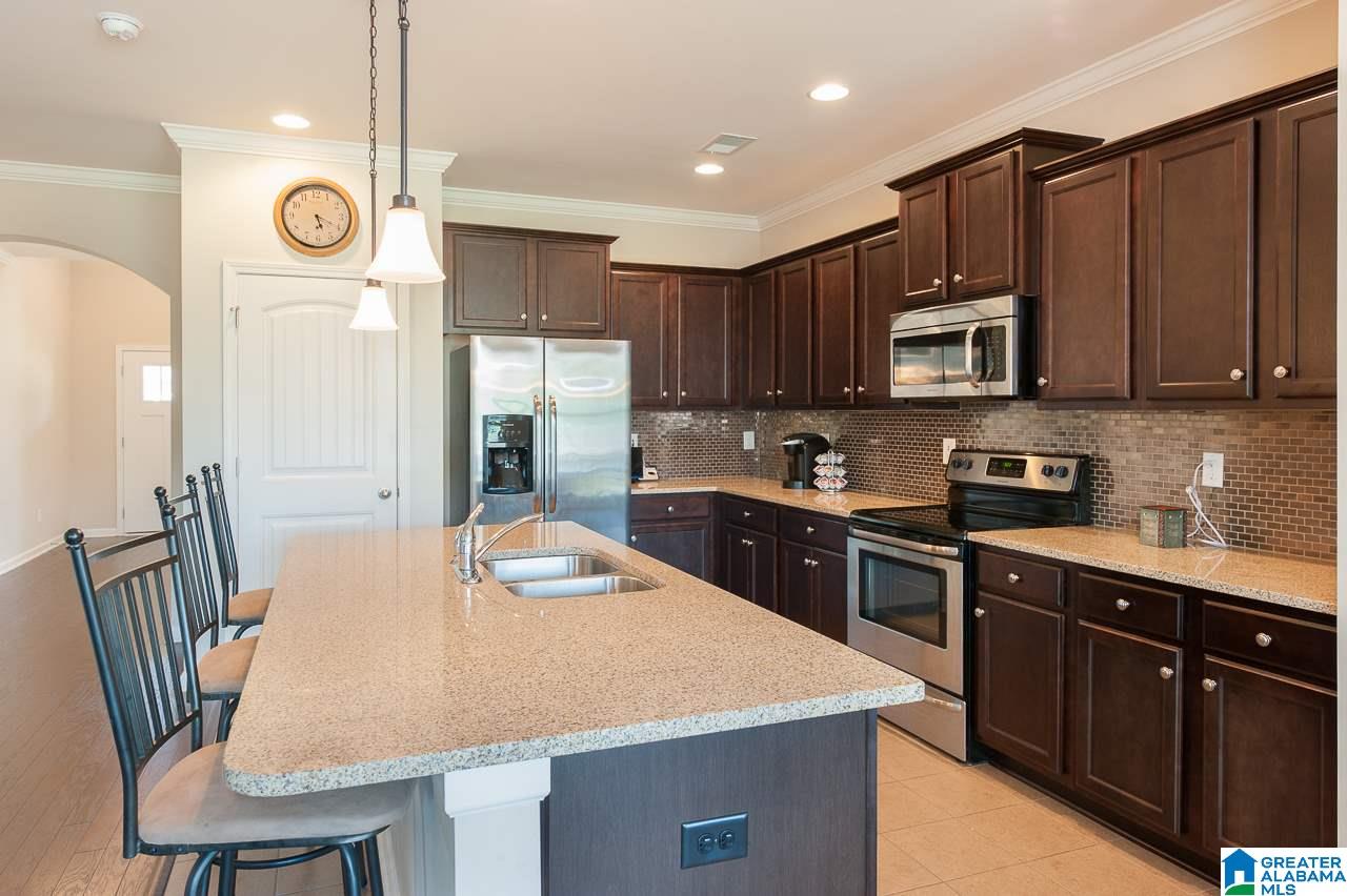 447 Blackberry Boulevard Springville, AL 35146 - Photo 4 of 38
