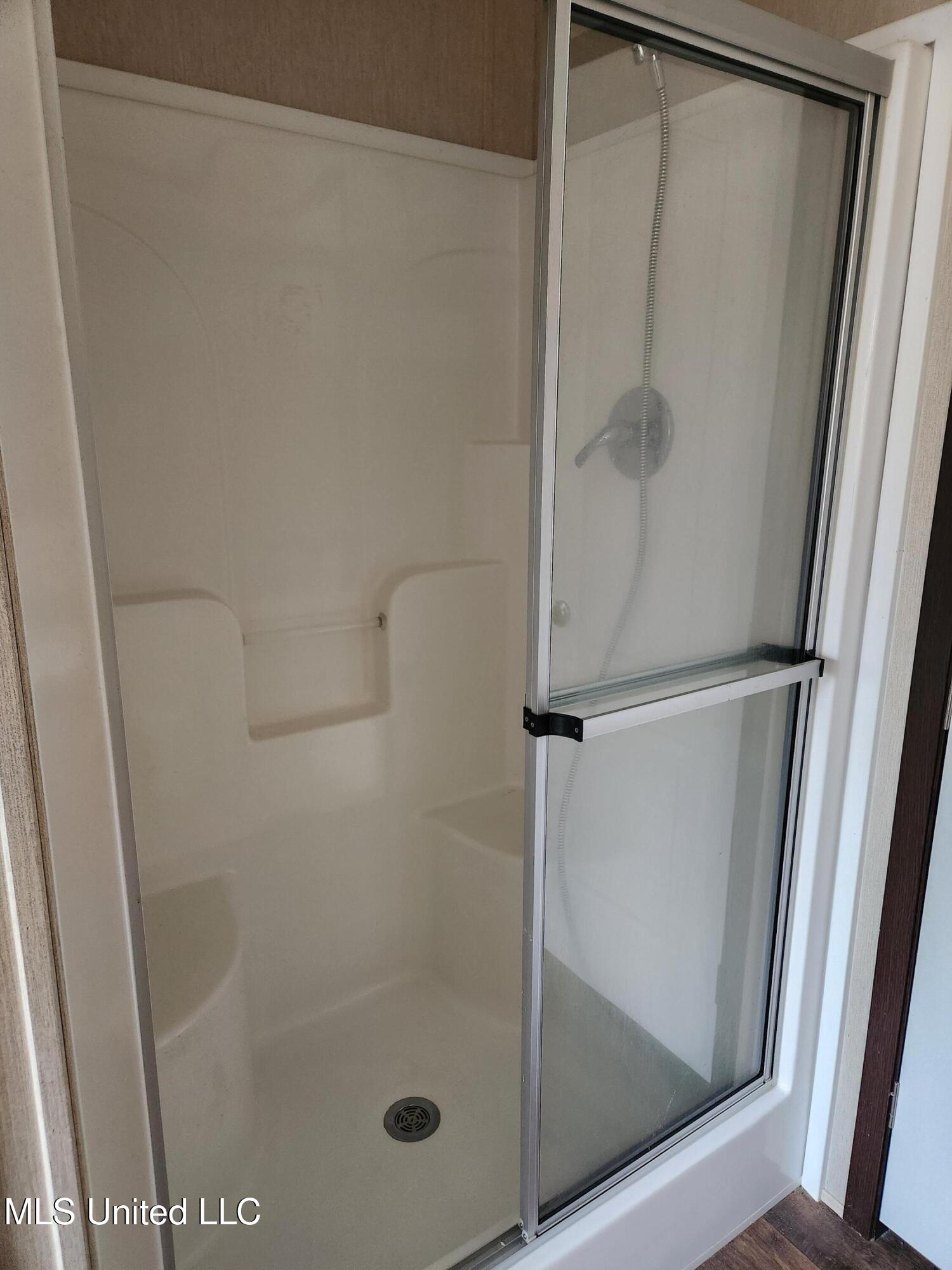 379 Maple Street Florence, MS 39073 - Photo 14 of 16 separate shower