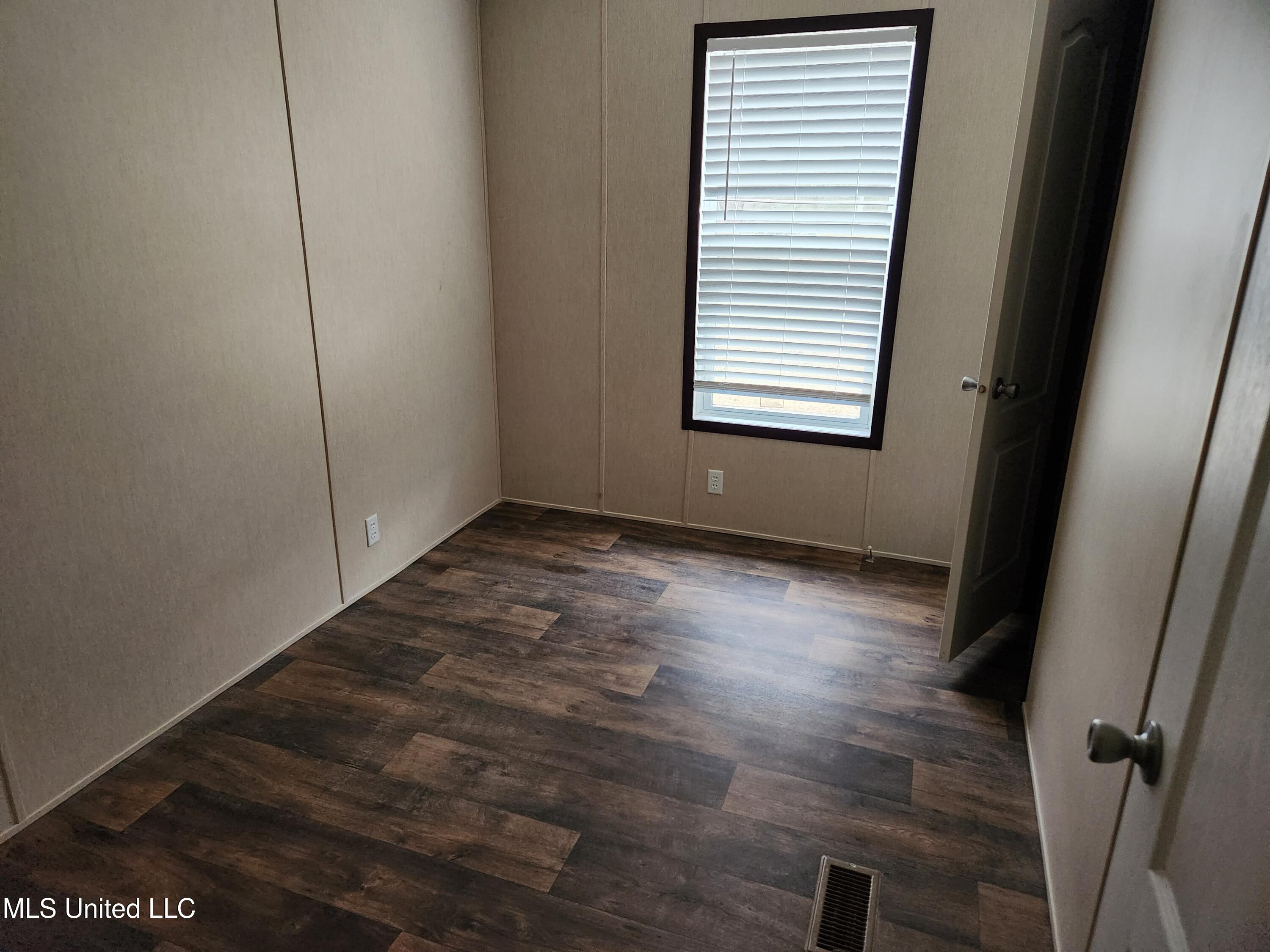 379 Maple Street Florence, MS 39073 - Photo 6 of 16 2nd