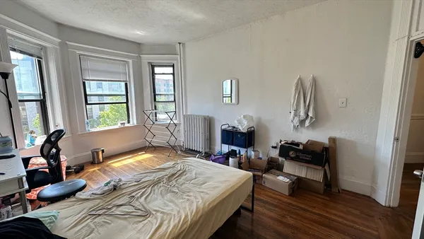 $3,200 | 409 Huntington Avenue, Unit 12, Boston, MA 02115