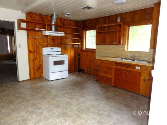 53075 Tollgate Road Idyllwild, CA 92549 - Photo 8 of 12 Kitchen