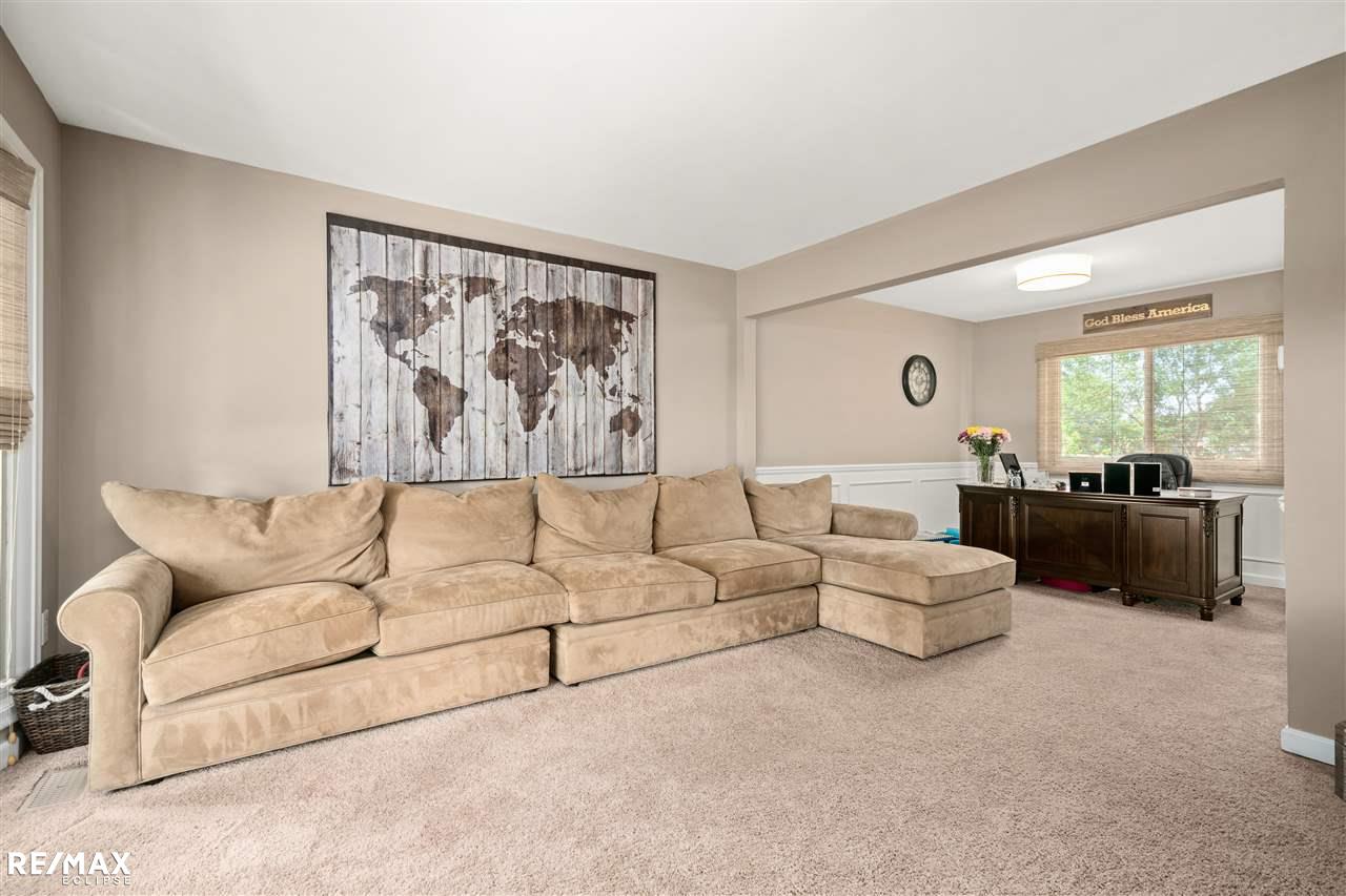 47602 Tilch Road Macomb, MI 48044 - Photo 3 of 25