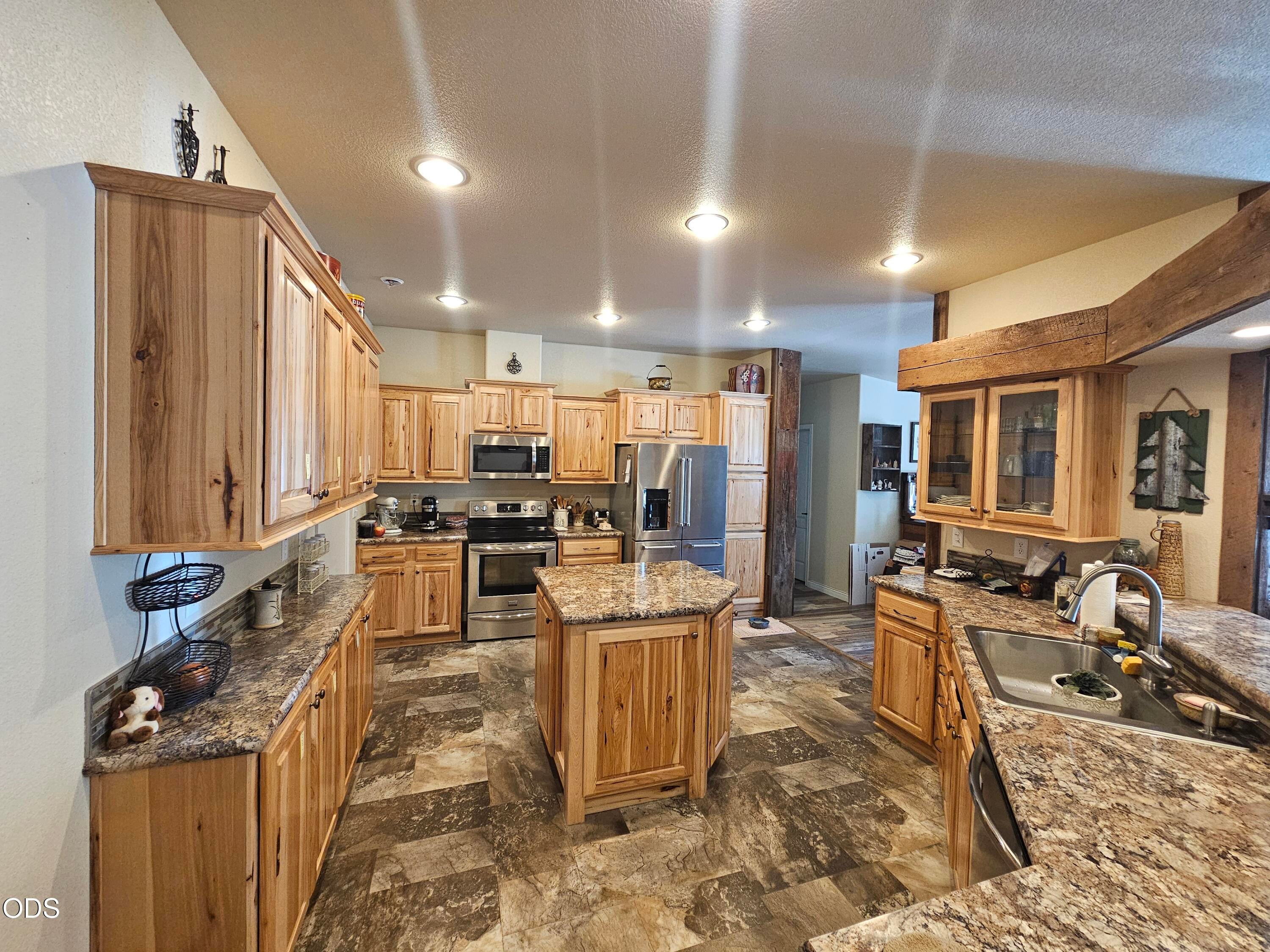 1254 Rector Drive La Pine, OR 97739 - Photo 9 of 14 Gallery Image 9