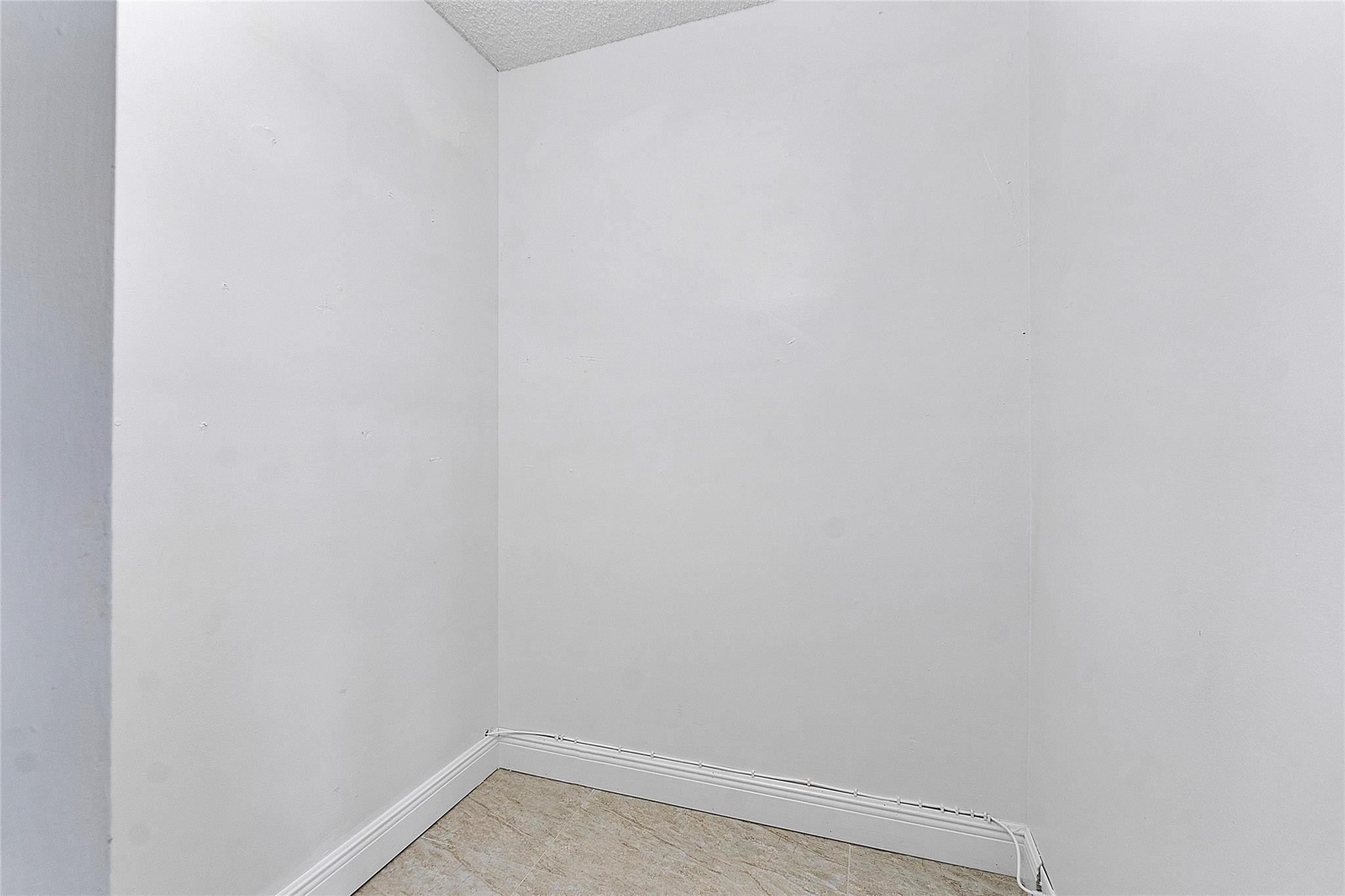 6593 Spring Bottom Way, Unit 237 Boca Raton, FL 33433 - Photo 30 of 49 a room