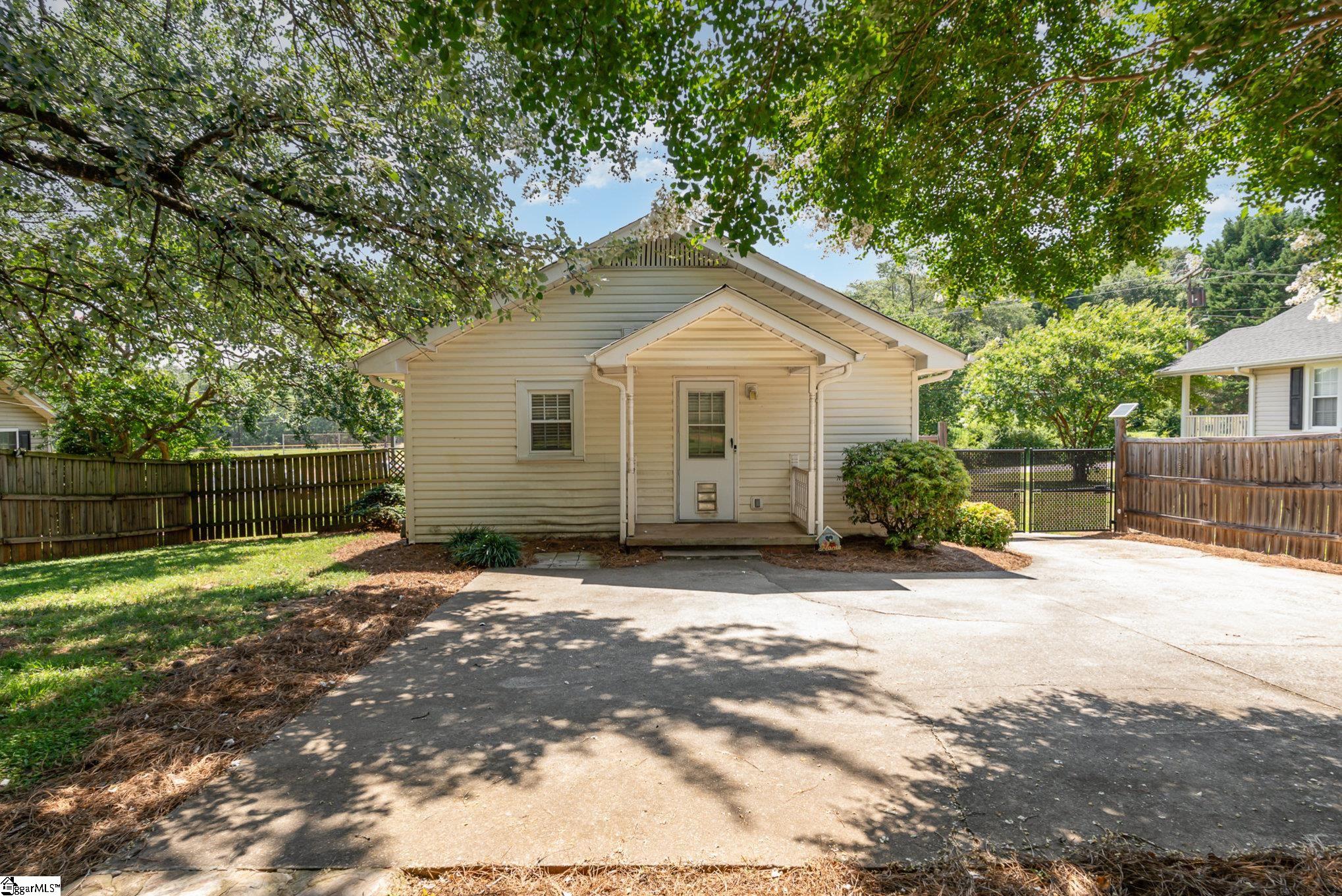 113 Taylors Road Taylors, SC 29687 - Photo 23 of 35 Gallery Image 23