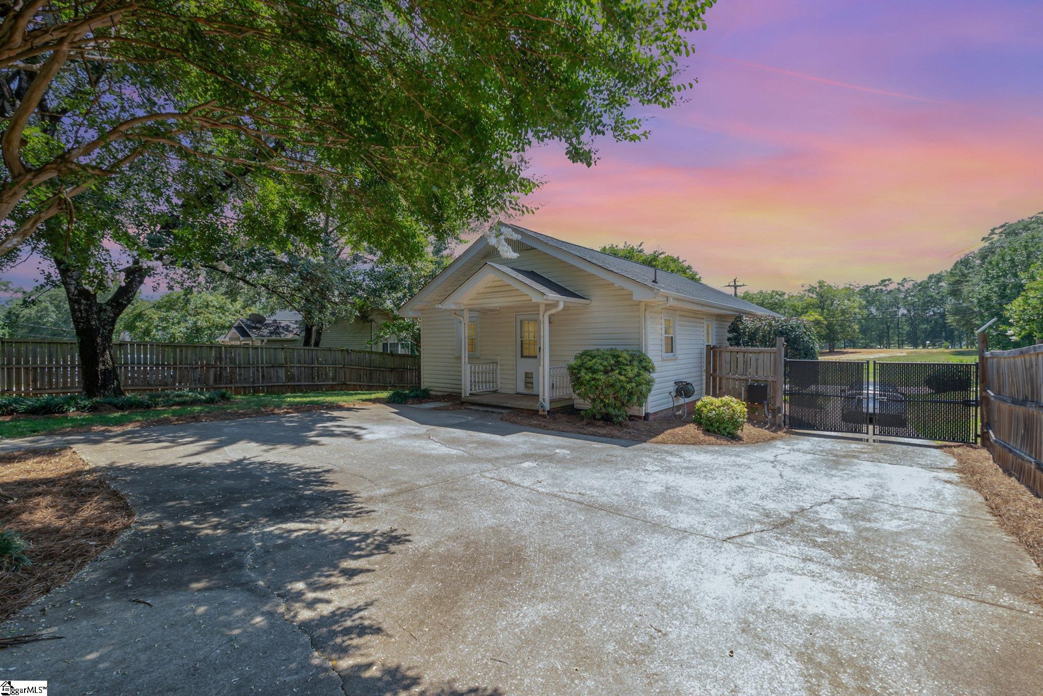 113 Taylors Road Taylors, SC 29687 - Photo 31 of 35 Gallery Image 31