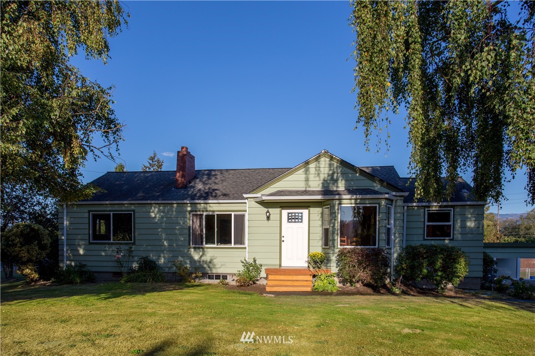11061 Peter Anderson Road Burlington, WA 98233 - Photo 1 of 24 Gallery Image 1