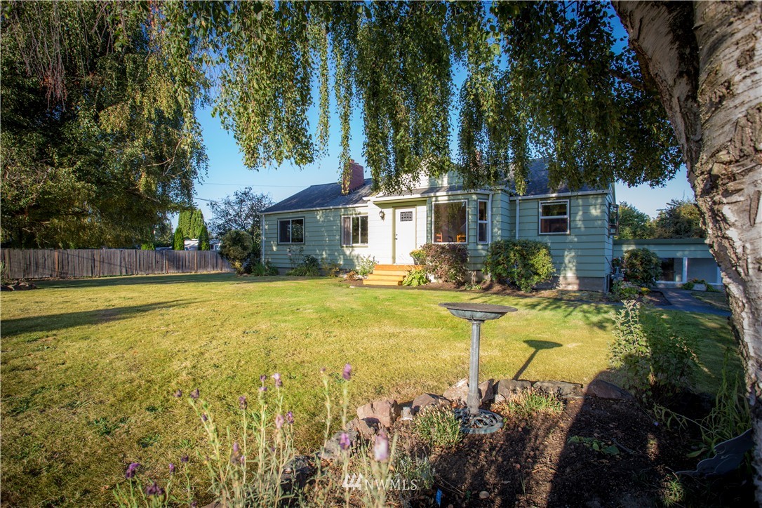 11061 Peter Anderson Road Burlington, WA 98233 - Photo 2 of 24 Gallery Image 2
