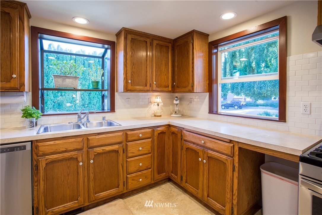 11061 Peter Anderson Road Burlington, WA 98233 - Photo 12 of 24 Gallery Image 12