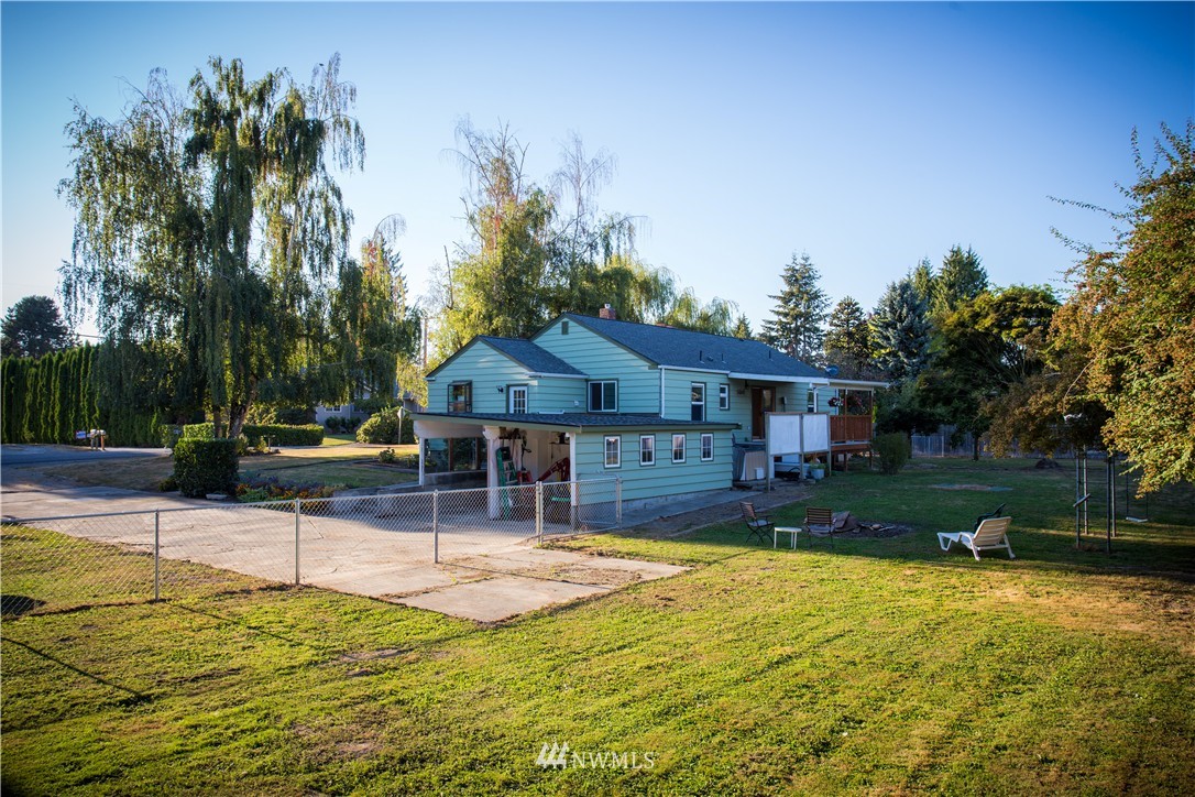 11061 Peter Anderson Road Burlington, WA 98233 - Photo 5 of 24 Gallery Image 5