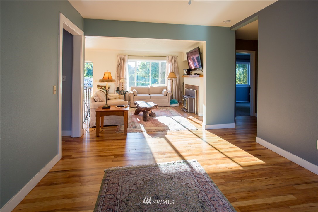 11061 Peter Anderson Road Burlington, WA 98233 - Photo 8 of 24 Gallery Image 8