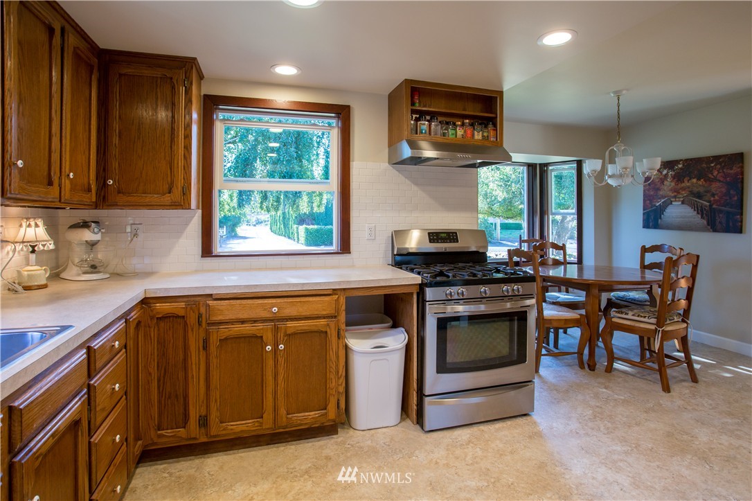 11061 Peter Anderson Road Burlington, WA 98233 - Photo 10 of 24 Gallery Image 10