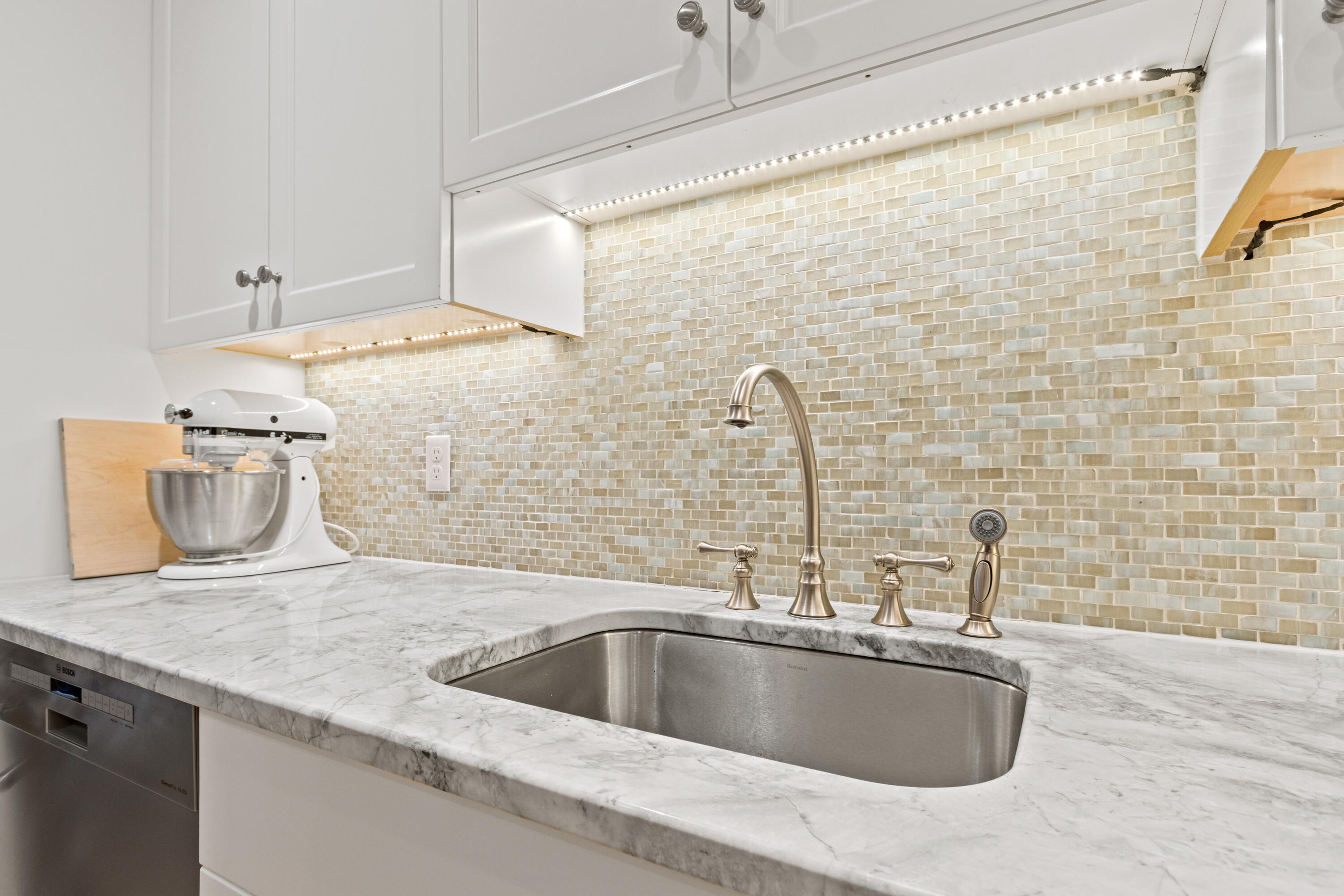 48 Ridge Road, Unit 3 Portland, ME 04103 - Photo 8 of 58 Kitchen