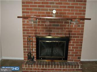 308 Walnut Ridge Drive Pottstown, PA 19464 - Photo 4 of 6 Gallery Image 4