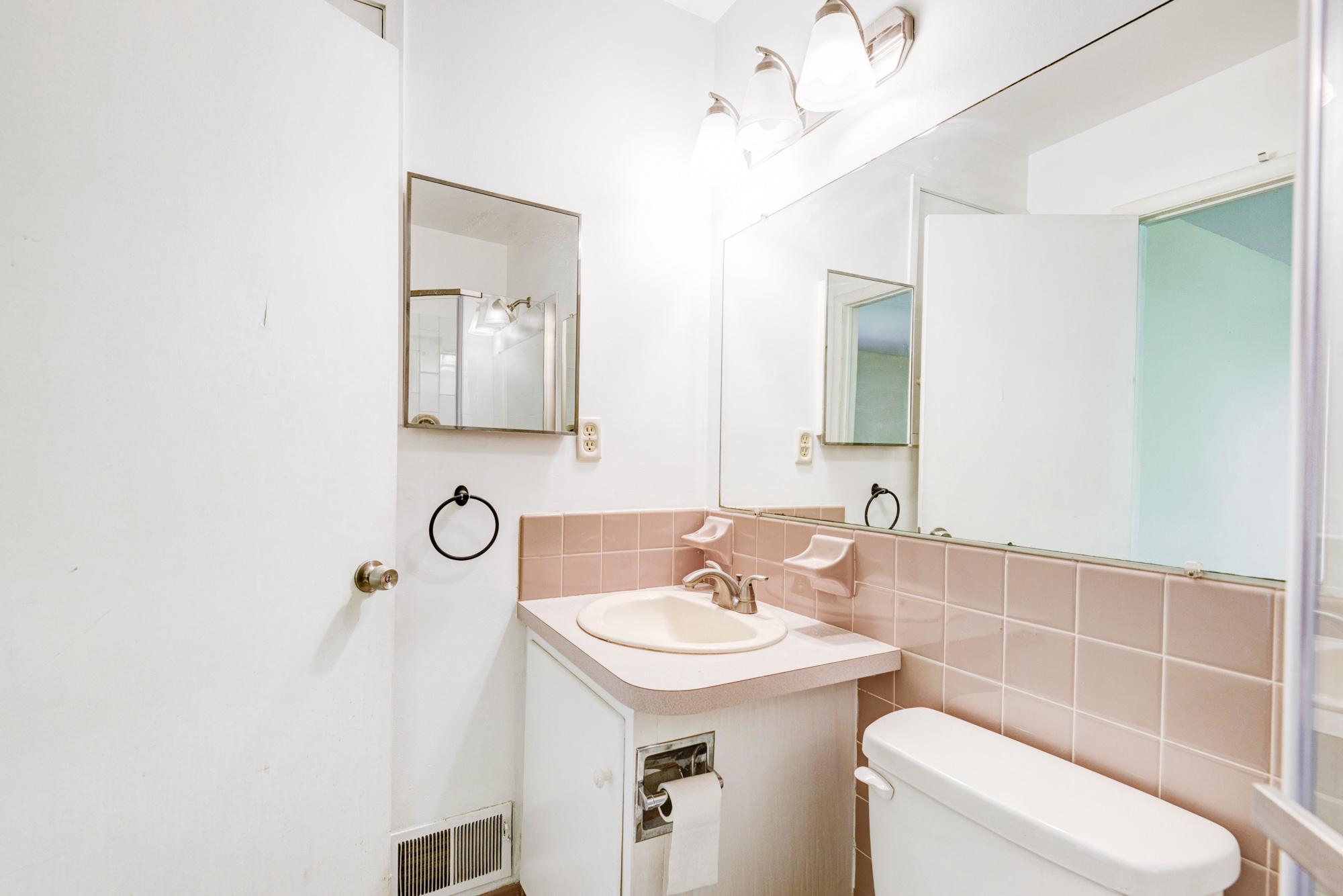 73 Wedge Lane Reading, PA 19607 - Photo 15 of 23 Master Bedroom Bathroom.