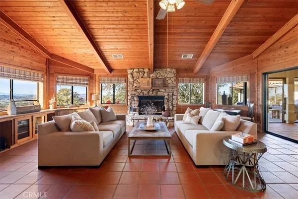 $1,200,000 | 7975 Nacimiento Lake Drive, Paso Robles, CA 93446
