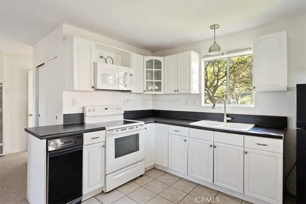 $1,200,000 | 7975 Nacimiento Lake Drive, Paso Robles, CA 93446