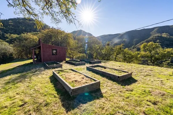 $1,200,000 | 7975 Nacimiento Lake Drive, Paso Robles, CA 93446