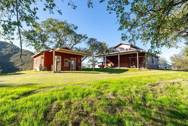 $1,200,000 | 7975 Nacimiento Lake Drive, Paso Robles, CA 93446