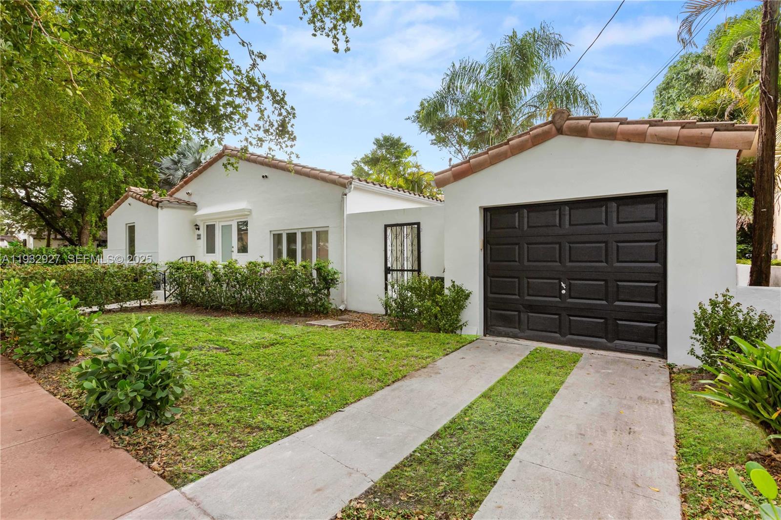 1222 Genoa Street Coral Gables, FL 33134 - Photo 3 of 33