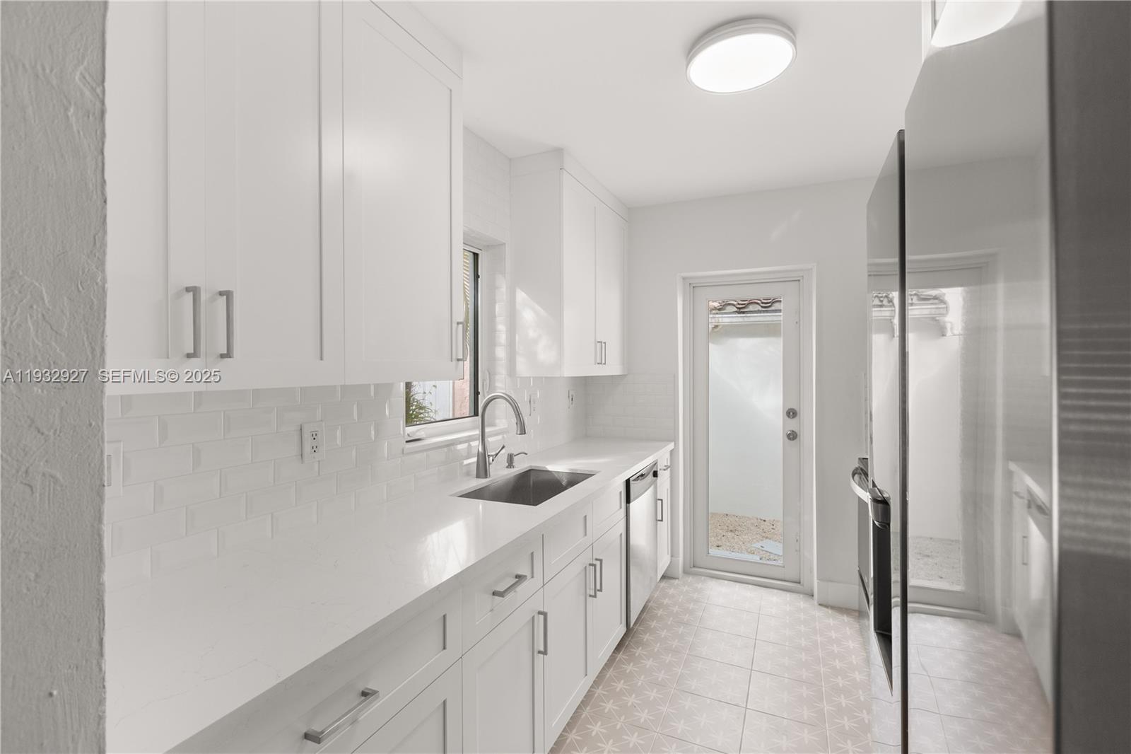 1222 Genoa Street Coral Gables, FL 33134 - Photo 10 of 33