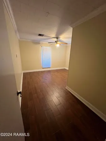 $1,900 | 616 East Broussard Road, Lafayette, LA 70503