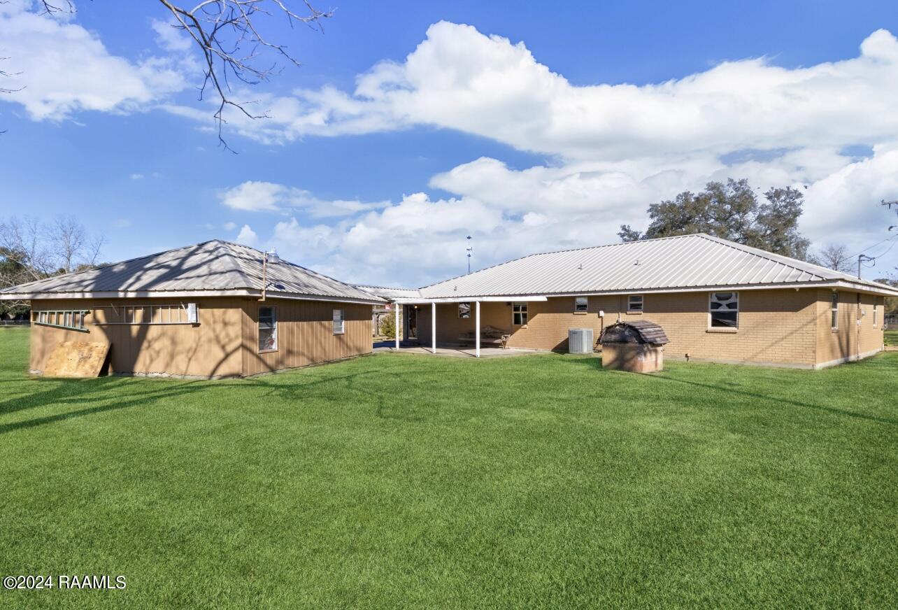 616 East Broussard Road Lafayette, LA 70503 - Photo 4 of 28 IMG_0557