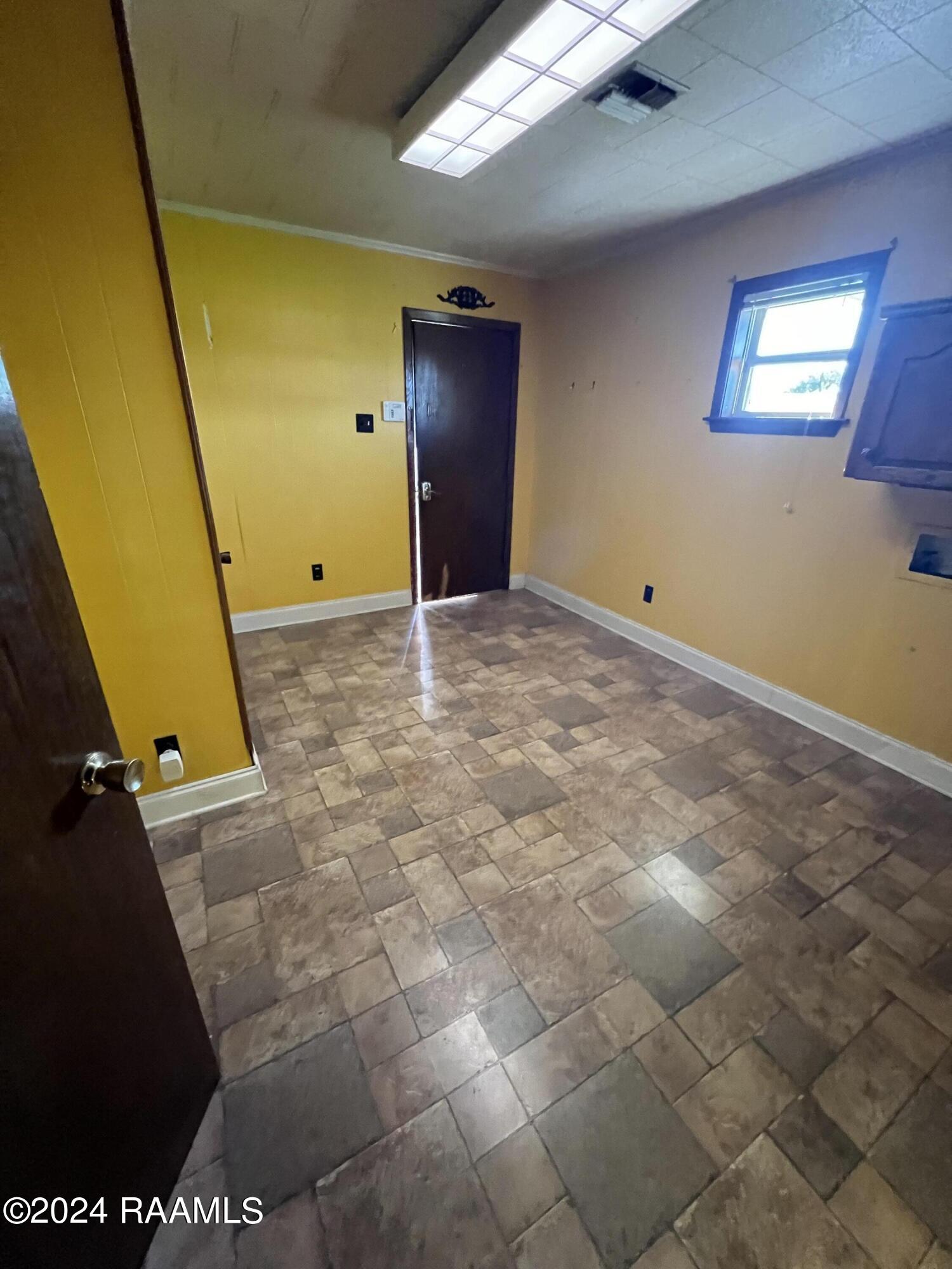 616 East Broussard Road Lafayette, LA 70503 - Photo 10 of 28 IMG_4929