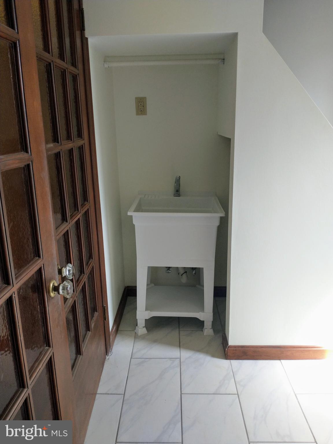 512 Mifflin Boulevard Reading, PA 19607 - Photo 36 of 57 a view of an empty room