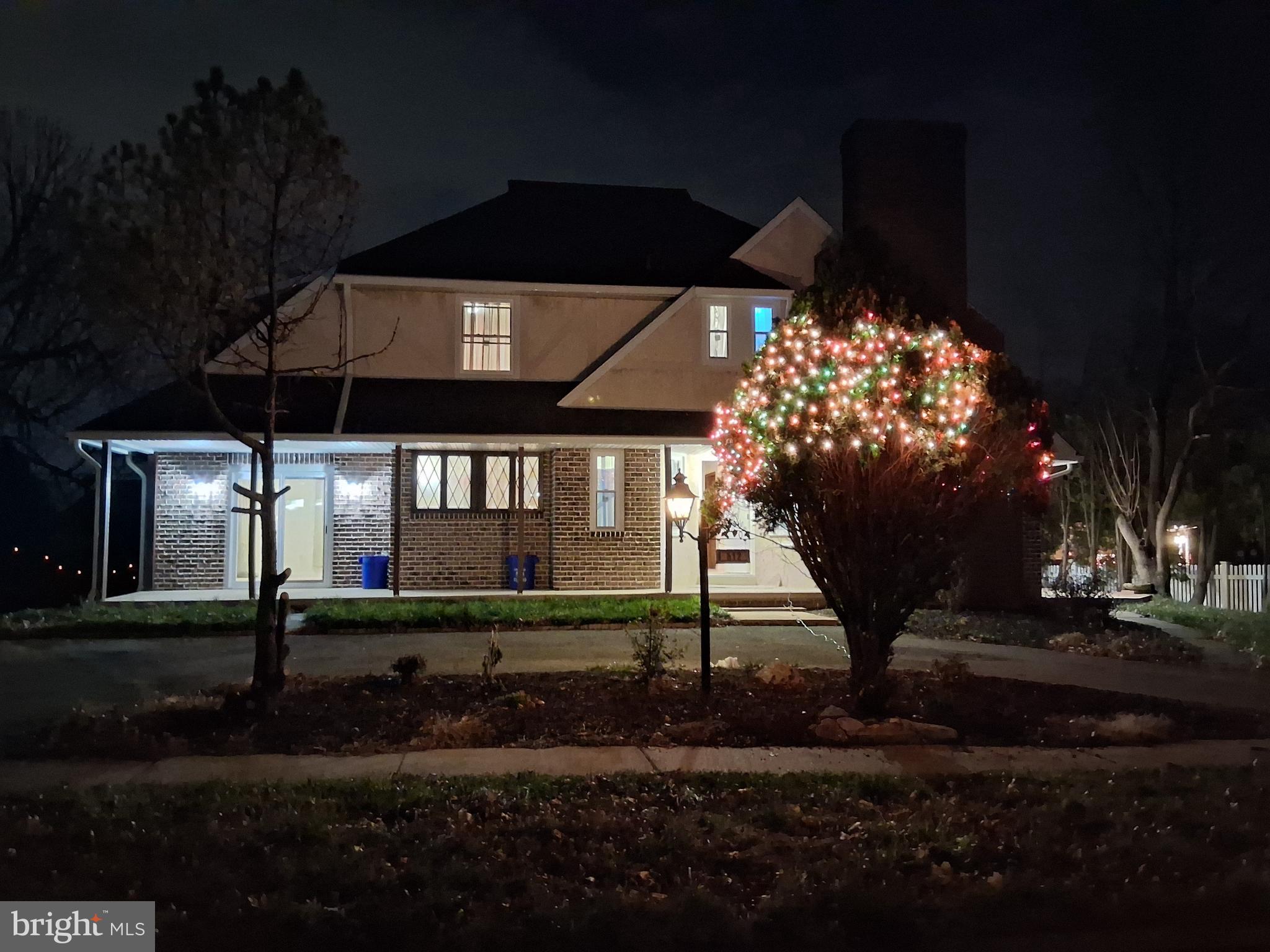 512 Mifflin Boulevard Reading, PA 19607 - Photo 57 of 57 a front view of a house