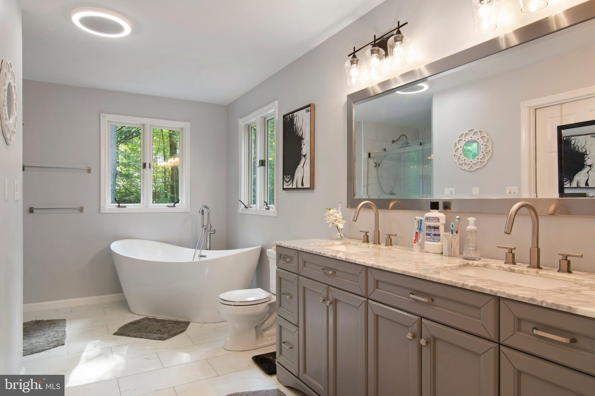 8045 Counselor Road Manassas, VA 20112 - Photo 3 of 59 Fully remodeled spacious master bath