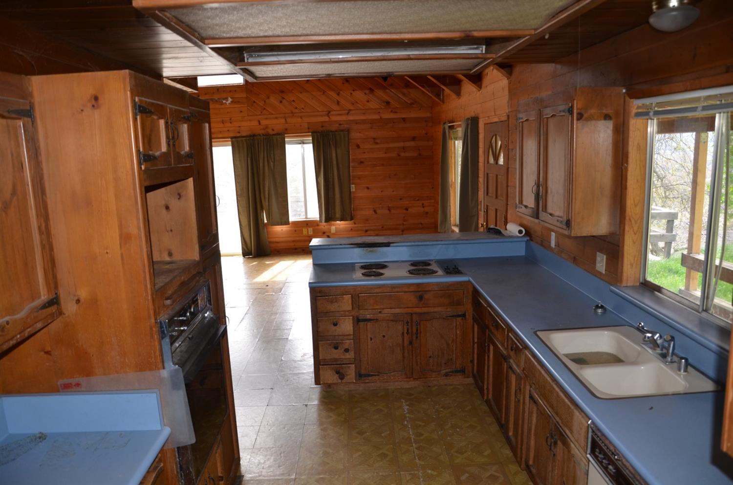 51065 Whitaker Forest Road Badger, CA 93603 - Photo 11 of 66 Gallery Image 11